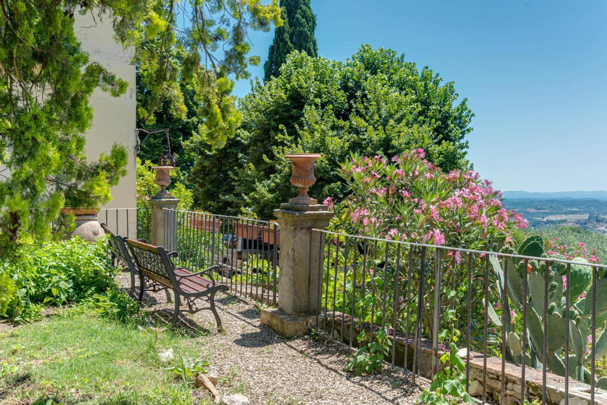 Villa Il Frassine Rignano Sull Arno Bagian luar foto