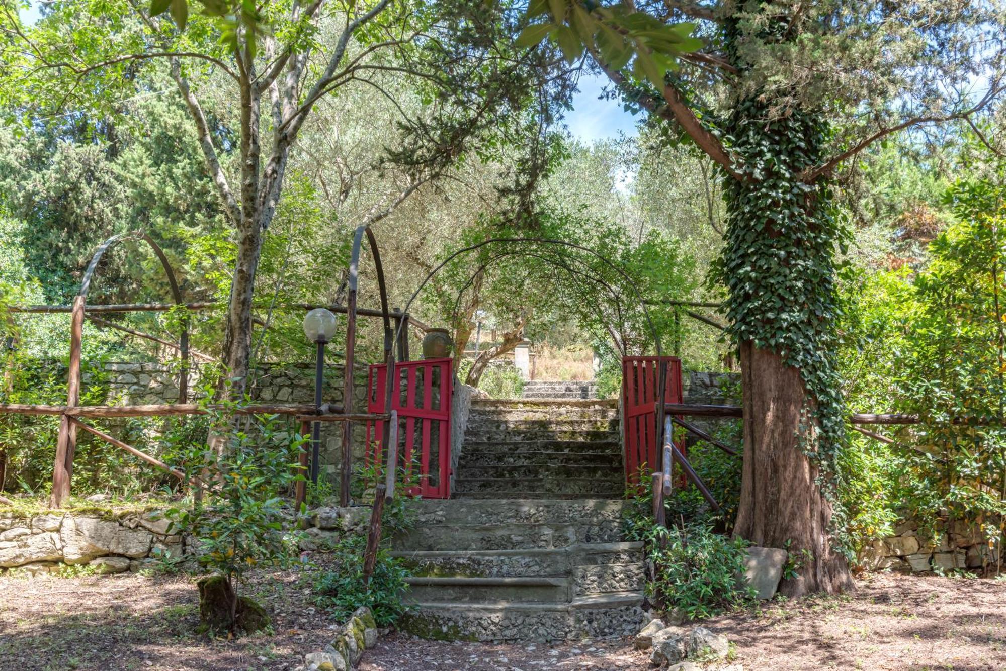 Villa Il Frassine Rignano Sull Arno Bagian luar foto